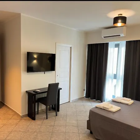 The Gallery בית הארחה 3*